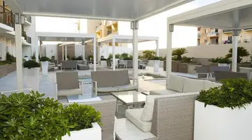 Hotel Santana