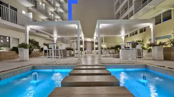 Hotel Santana