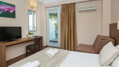 Hotel Sato