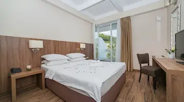 Hotel Sato