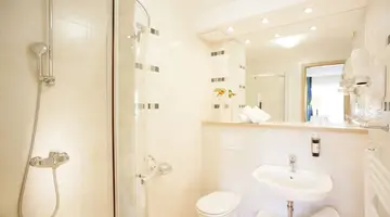 HOTEL SAVICA GARNI****