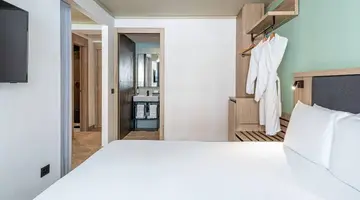 Hotel Scirocco St. Julian's Affiliated by Melia