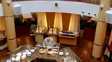 Hotel Senator