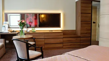 Hotel Senator