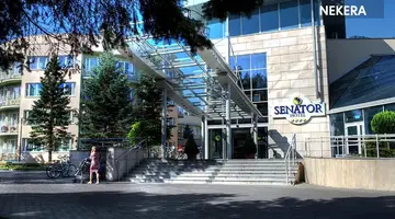 Hotel Senator