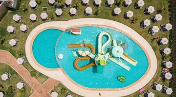 Hotel Senseana Sea Side Resort & Aquadve
