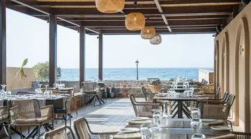 Hotel Senseana Sea Side Resort & Aquadve