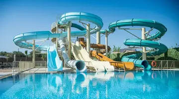 Hotel Senseana Sea Side Resort & Aquadve