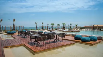 Hotel Senseana Sea Side Resort & Aquadve