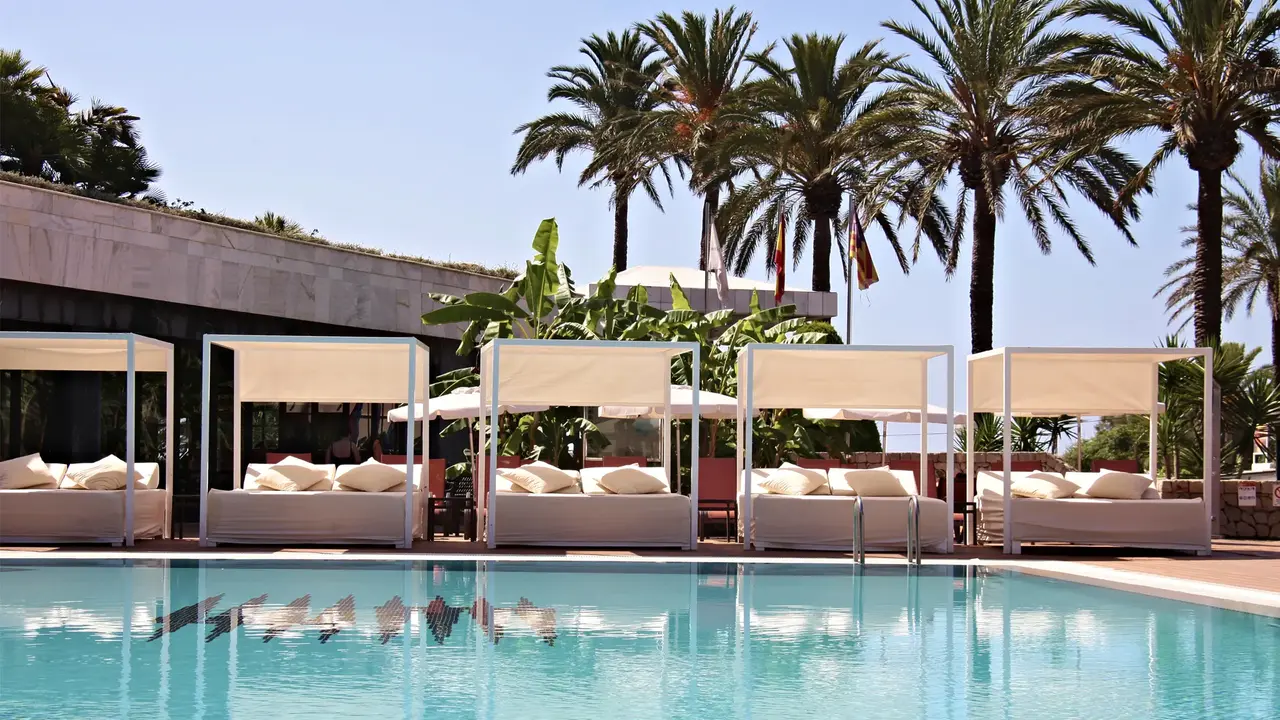 HOTEL SERRANO PALACE