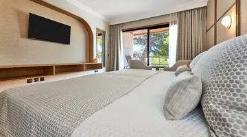 Hotel Serrano Palace