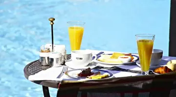 Hotel Serrano Palace