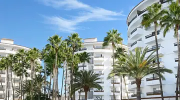 Hotel Servatur Waikiki