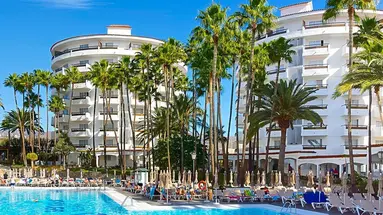 Hotel Servatur Waikiki