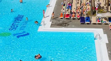 Hotel Servatur Waikiki