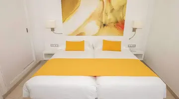 Hotel Servatur Waikiki