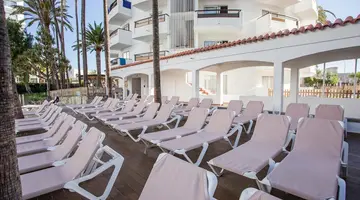 Hotel Servatur Waikiki