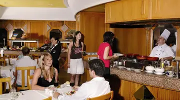 Hotel Servatur Waikiki
