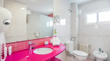 HOTEL SERVIGROUP NEREO