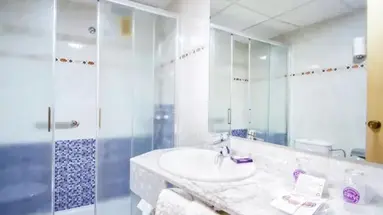 HOTEL SERVIGROUP RIALTO