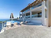 Hotel Sky View Suites