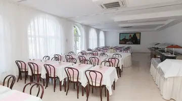 HOTEL SLAVEN***