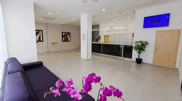 HOTEL SLAVEN***