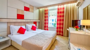 Hotel Slovenska Plaza 4*