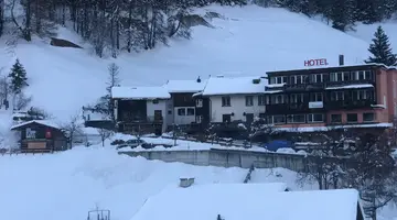 Hotel Sonnenhalde