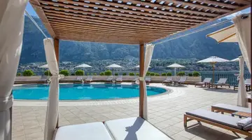 HOTEL SPLENDIDO