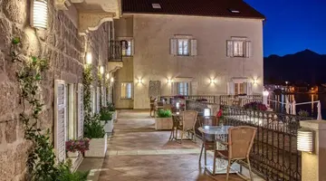 HOTEL SPLENDIDO