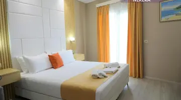 Hotel Strora