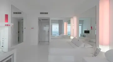 HOTEL SU