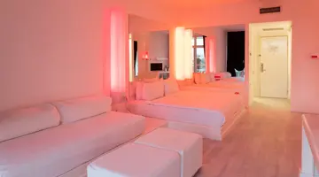 HOTEL SU