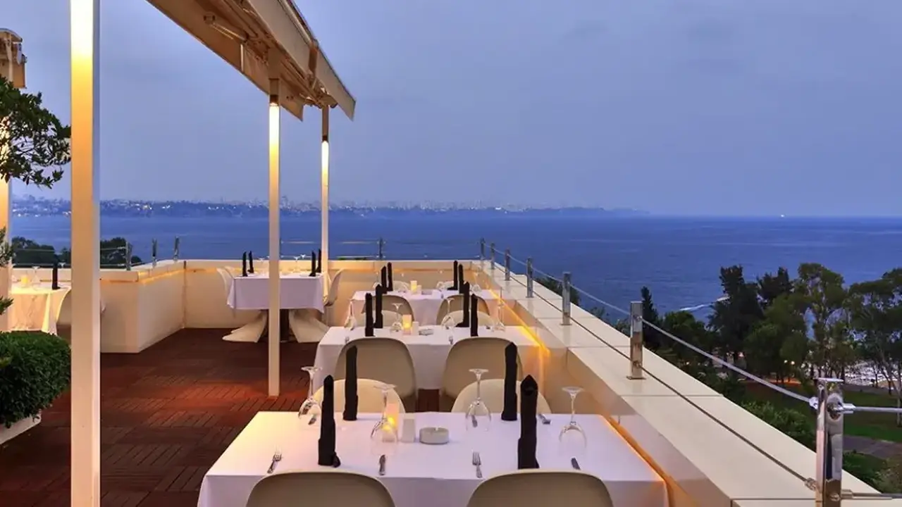 HOTEL SU