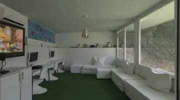 HOTEL SU