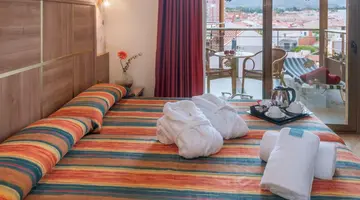 HOTEL SUMUS STELLA & SPA - PINEDA DE MAR (Adults Recommended)