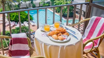 HOTEL SUMUS STELLA & SPA - PINEDA DE MAR (Adults Recommended)