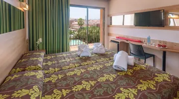 HOTEL SUMUS STELLA & SPA - PINEDA DE MAR (Adults Recommended)