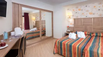 HOTEL SUMUS STELLA & SPA - PINEDA DE MAR (Adults Recommended)