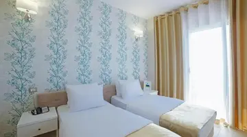 HOTEL SUN
