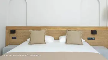 Hotel Sunrise Village Beach
