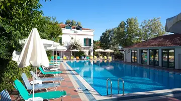 Hotel Tara Beach