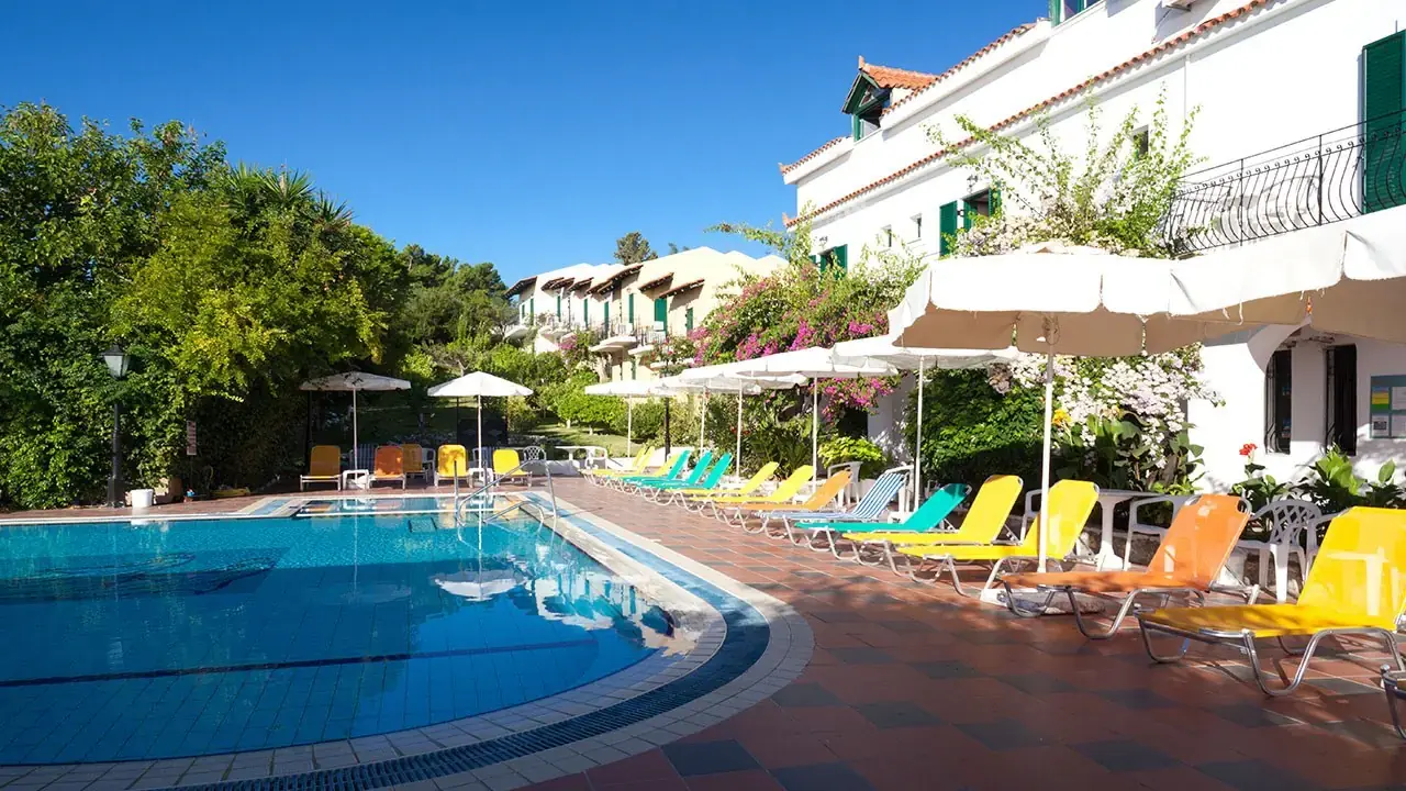 Hotel Tara Beach