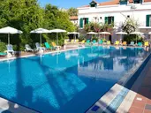 Hotel Tara Beach