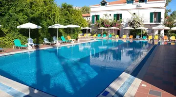 Hotel Tara Beach