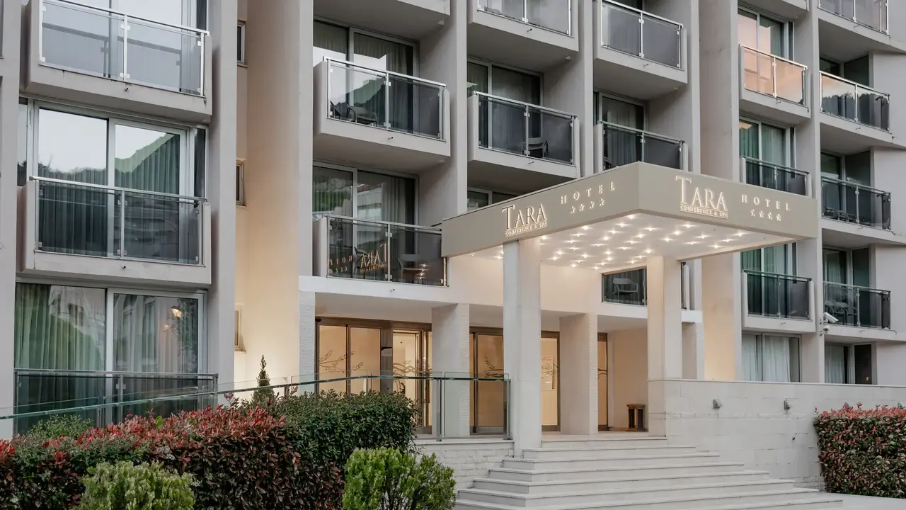 Hotel Tara