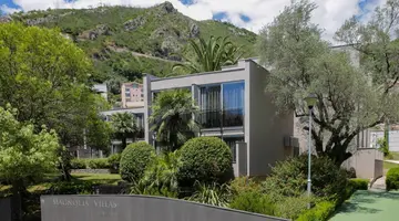 Hotel Tara