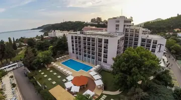 Hotel Tara