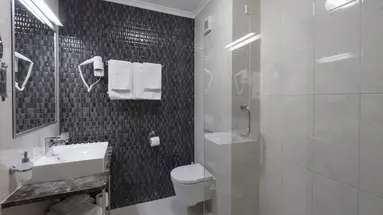 Hotel Tara